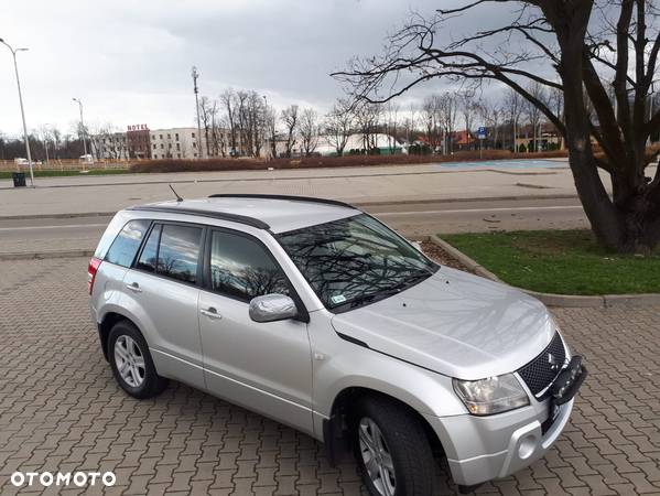 Suzuki Grand Vitara 2.0 Comfort - 14