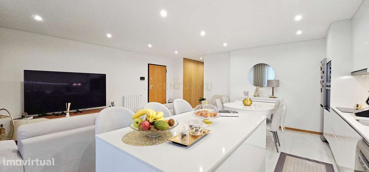 Apartamento T3 Novo com 2 casas de banho e energia A+-44