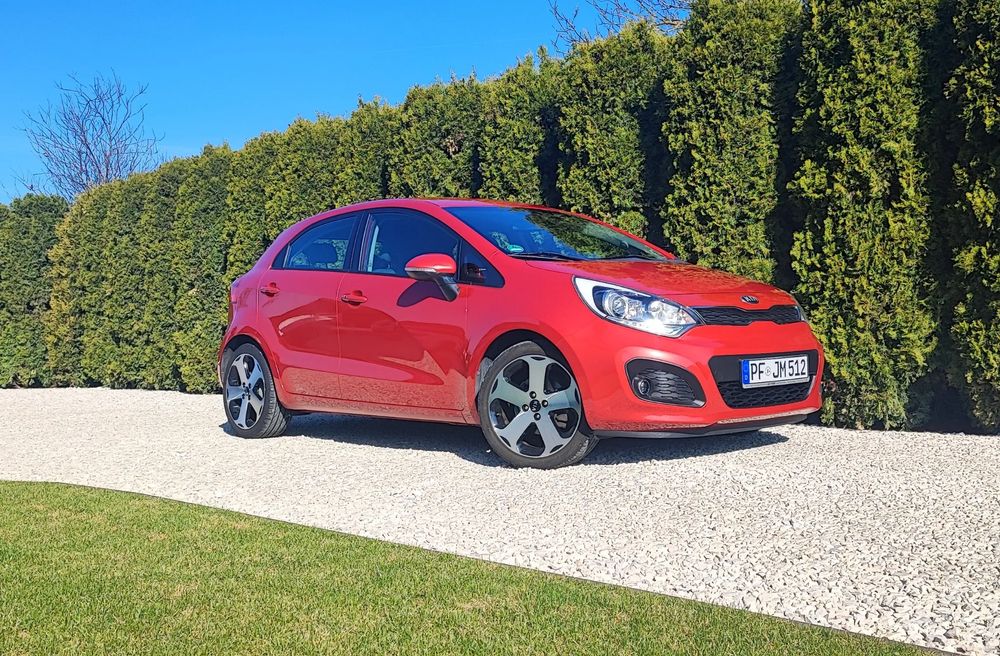 Kia Rio III 1.4 Platinum Edition 2013