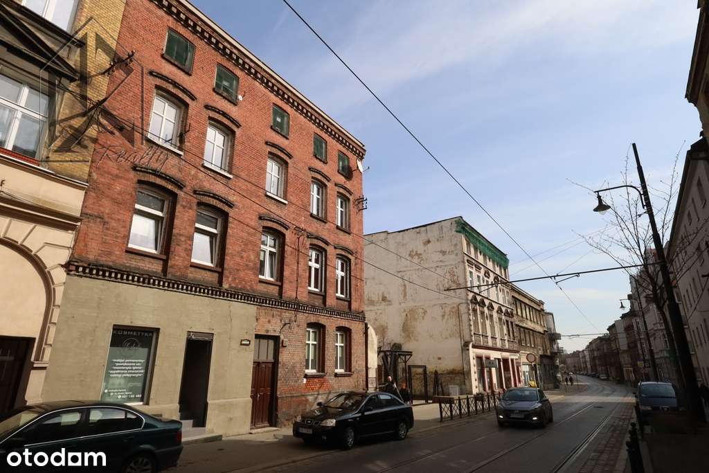 Kawalerka w dobrej cenie! Bytom-Centrum-Katowicka!-7