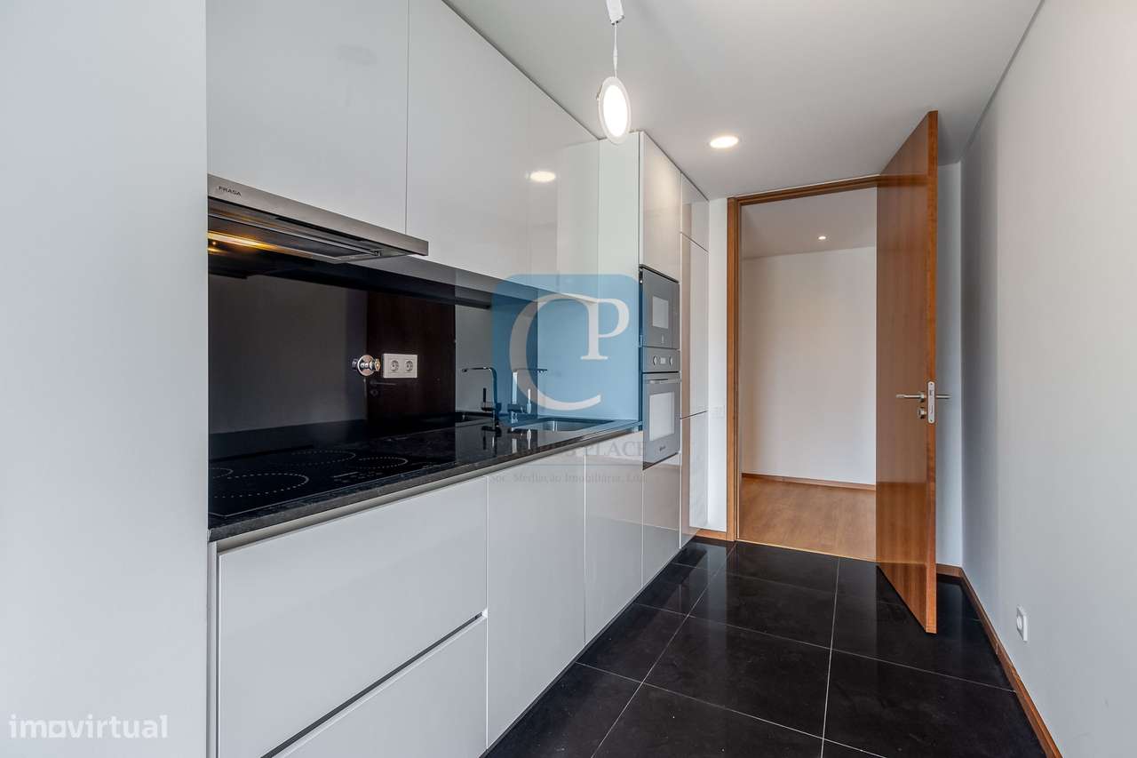 Apartamento T2, no Asprela Domus I, em frente ao Hospital S. João - Grande imagem: 5/28