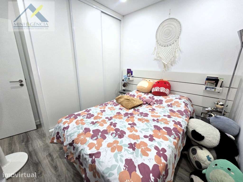 Apartamento T2 Duplex remodelado no Lavradio-24