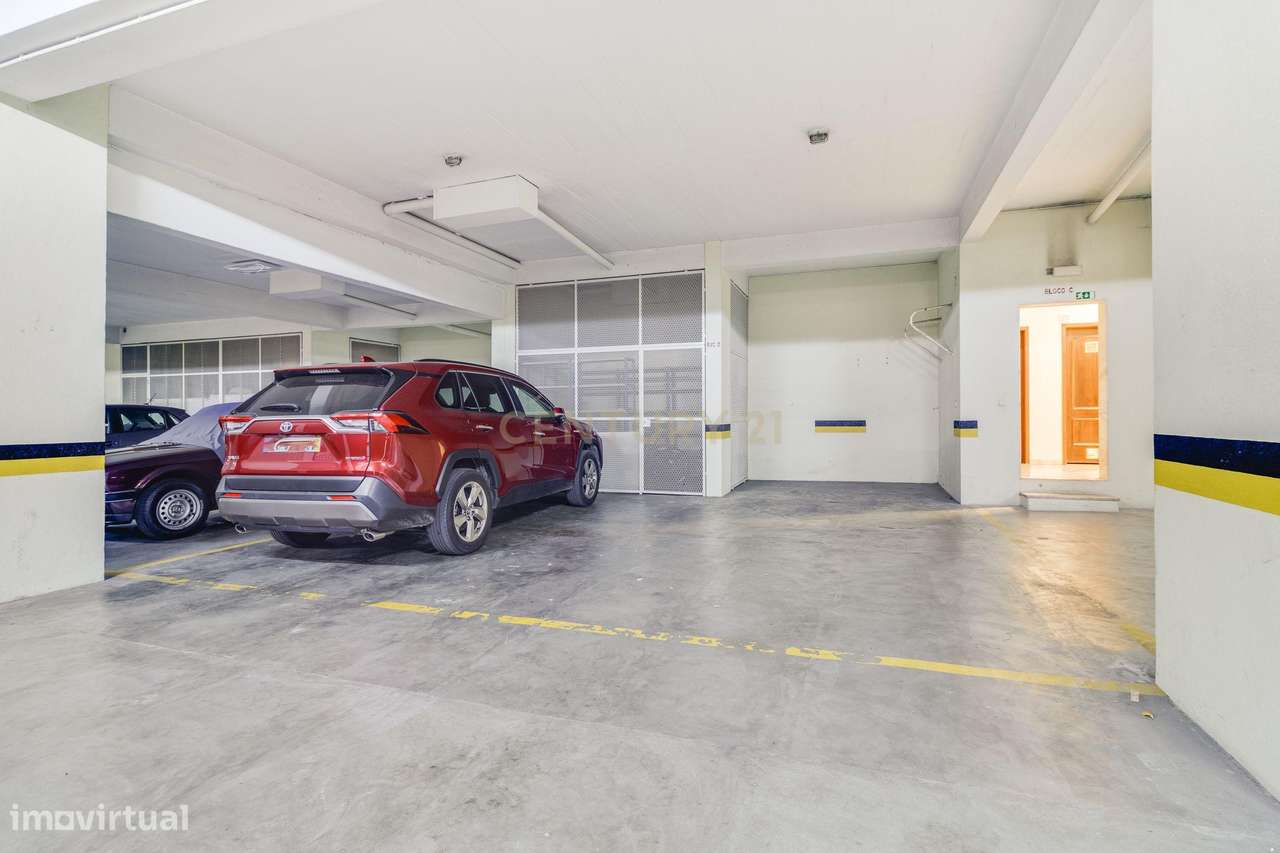 Elegância, Harmonia e Exclusividade — O Seu Refúgio de Luxo na Costa d-42