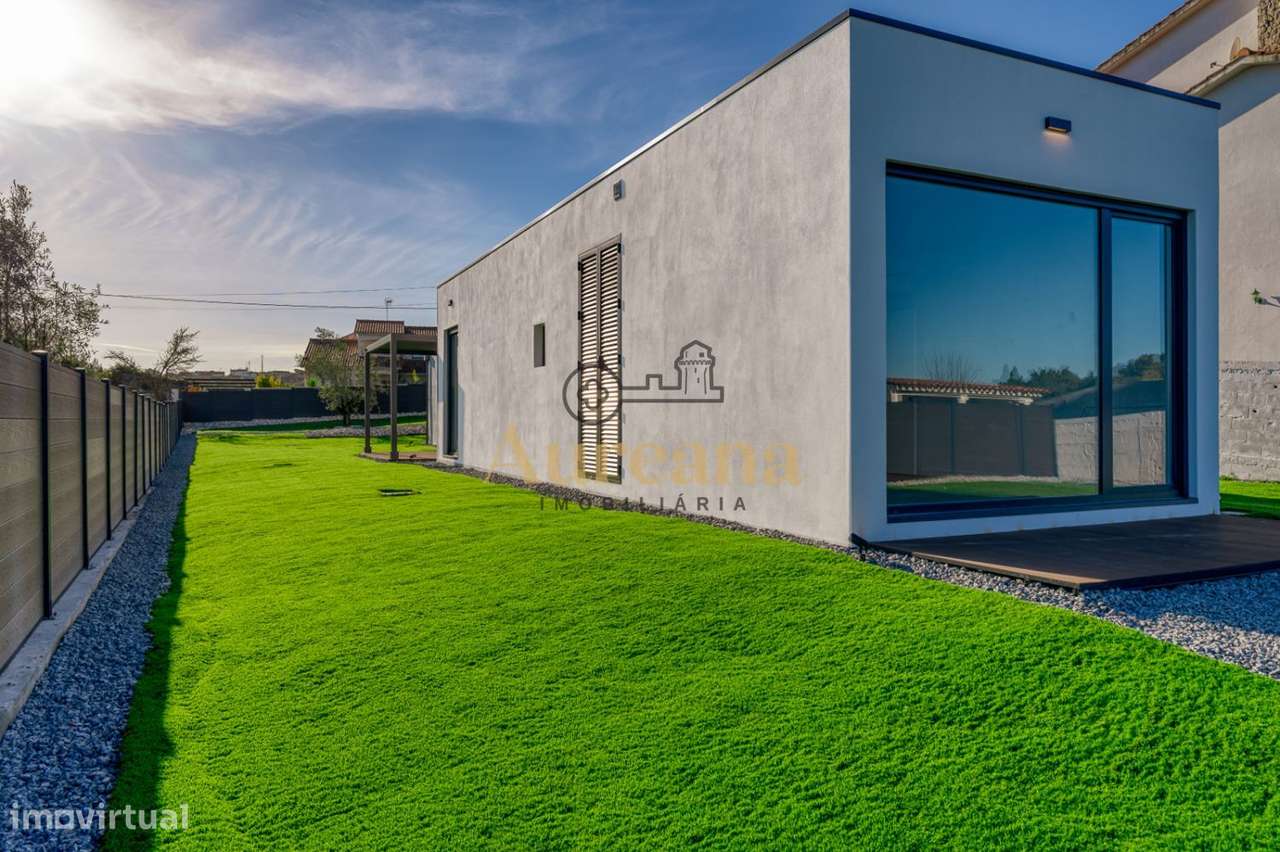 Moradia T2 Moderna - Ourém-28