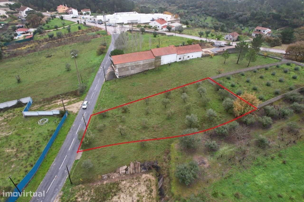 Terreno para construção na zona de Alburitel - Grande imagem: 2/13