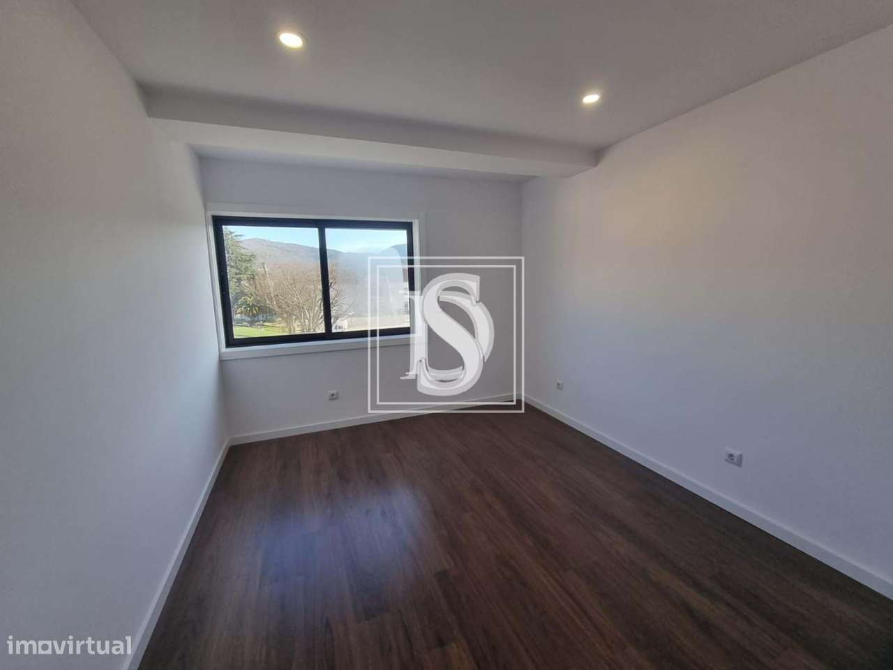 Apartamento T3 em Vieira do Minho-13