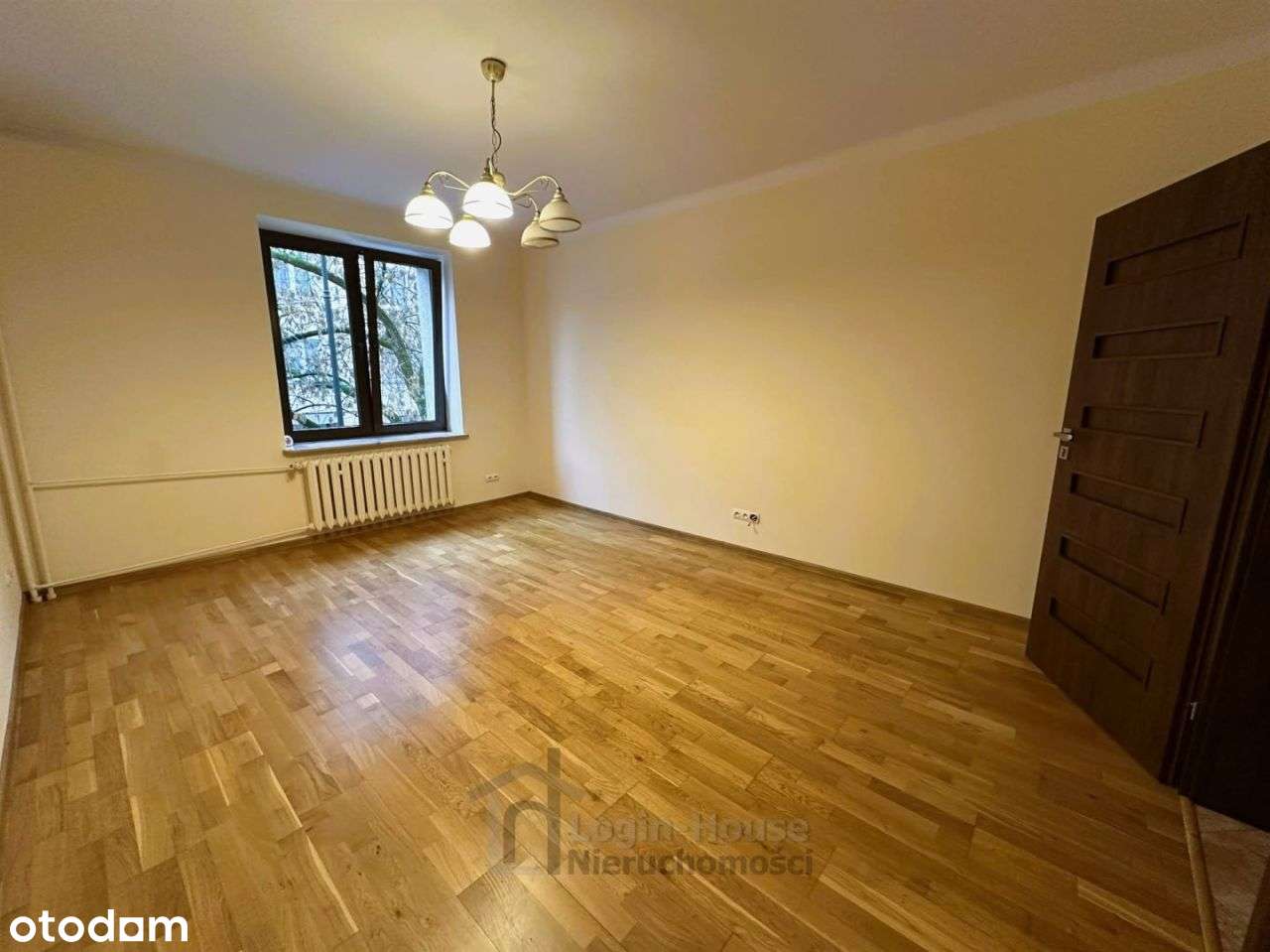 Wygodne 2 pokoje na 1 piętrze Centrum-0