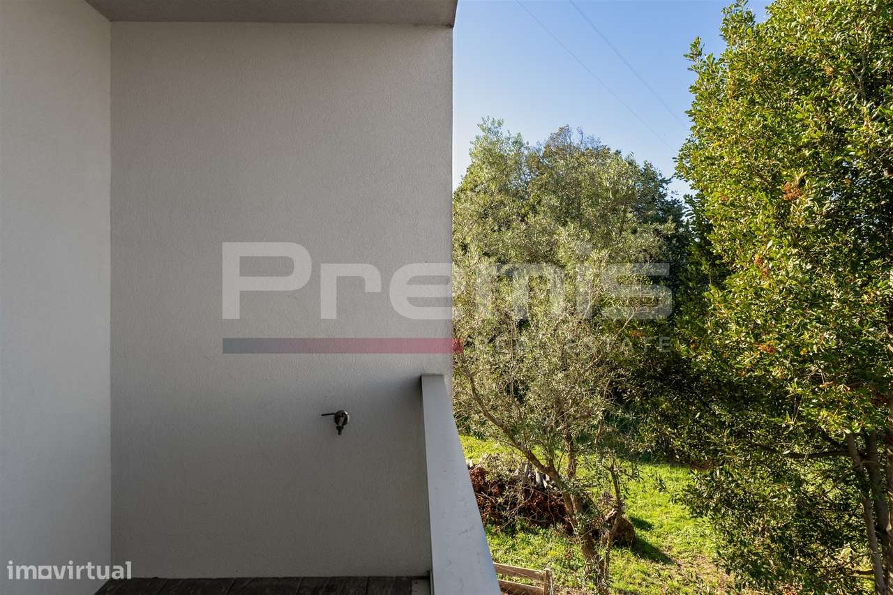 Moradia T5, com jardim e garagem para 4 carros, em Vila Nova de Gaia-20