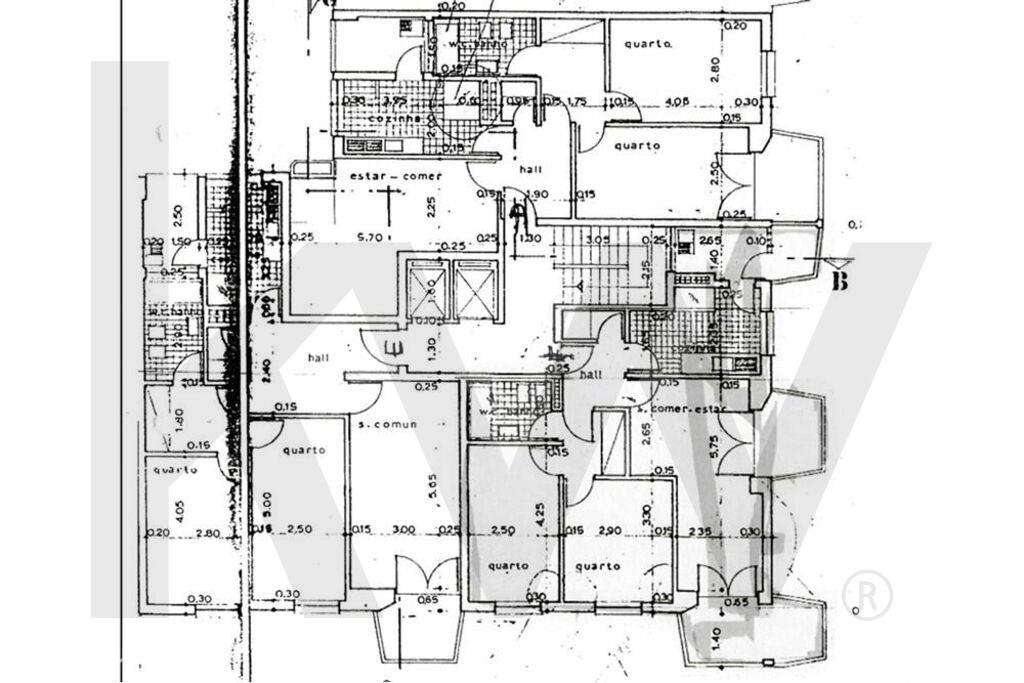 São Domingos de Benfica | Apartamento T2 Remodelado c/ varanda junto a-28