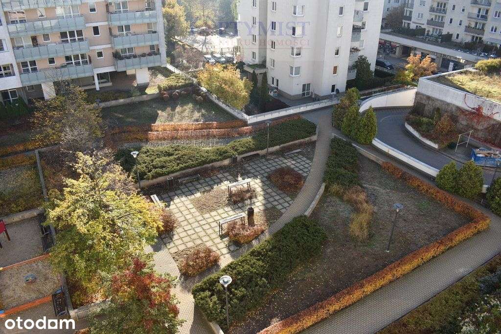 Czteropokojowe z 2 balkonami w centrum Gocławia-18