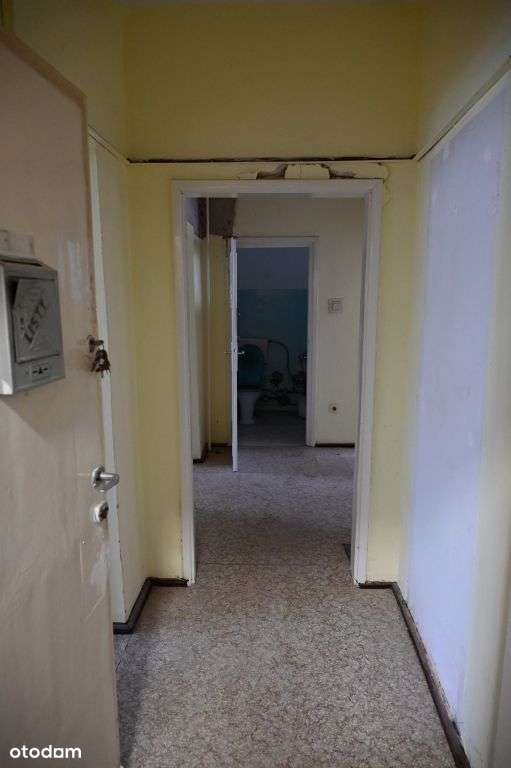 Trzypokojowe mieszkanie na parterze w otoczeniu la-0