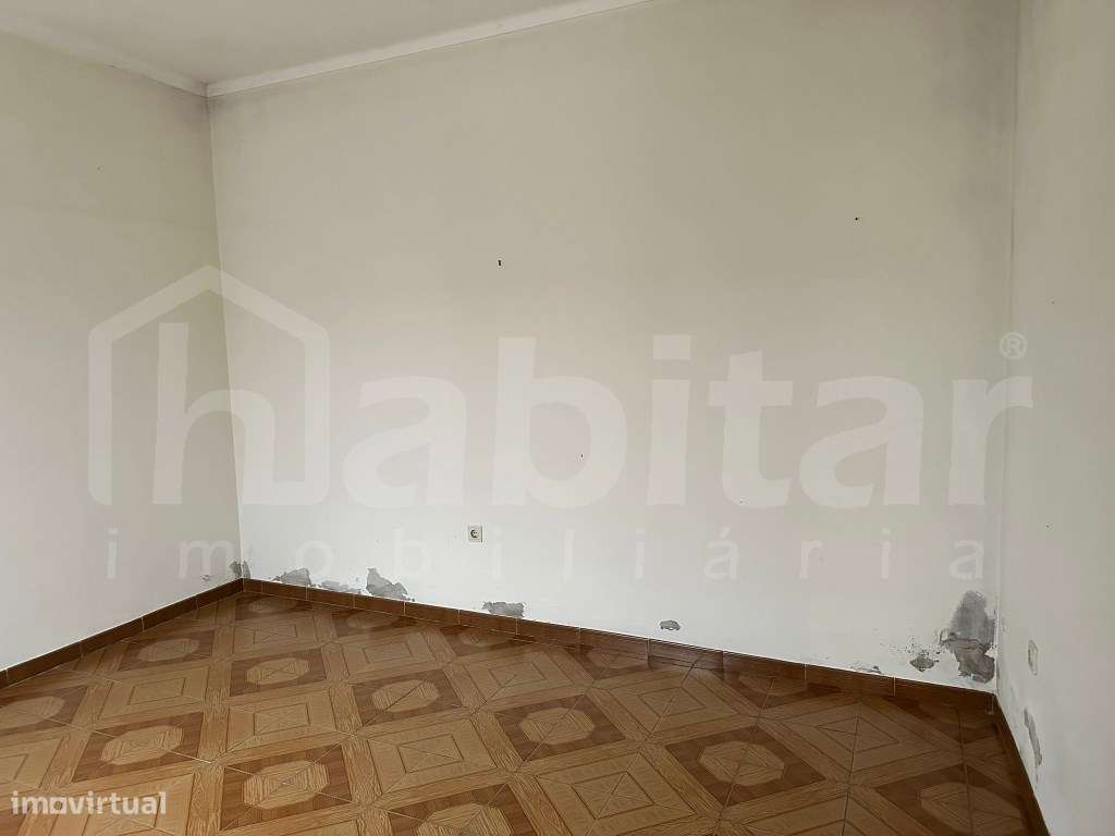 Moradia T3 no Centro Histórico de Benavente-7