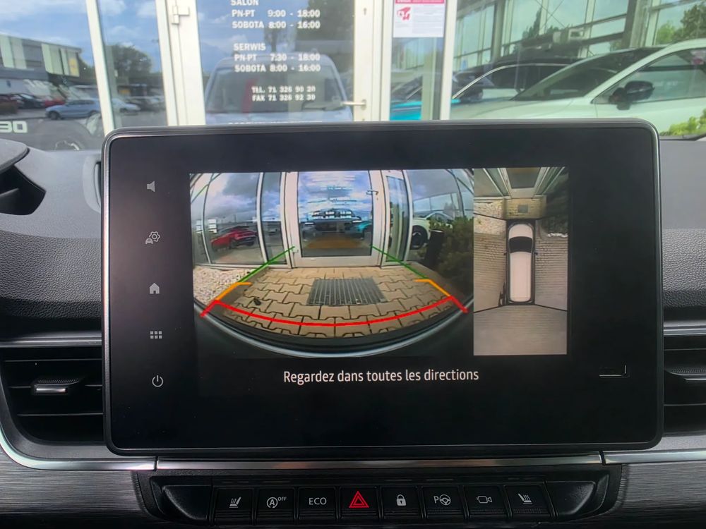 Kamera 360 / Czujniki Parkowania / Cyfrowe Zegary / Carplay i Android