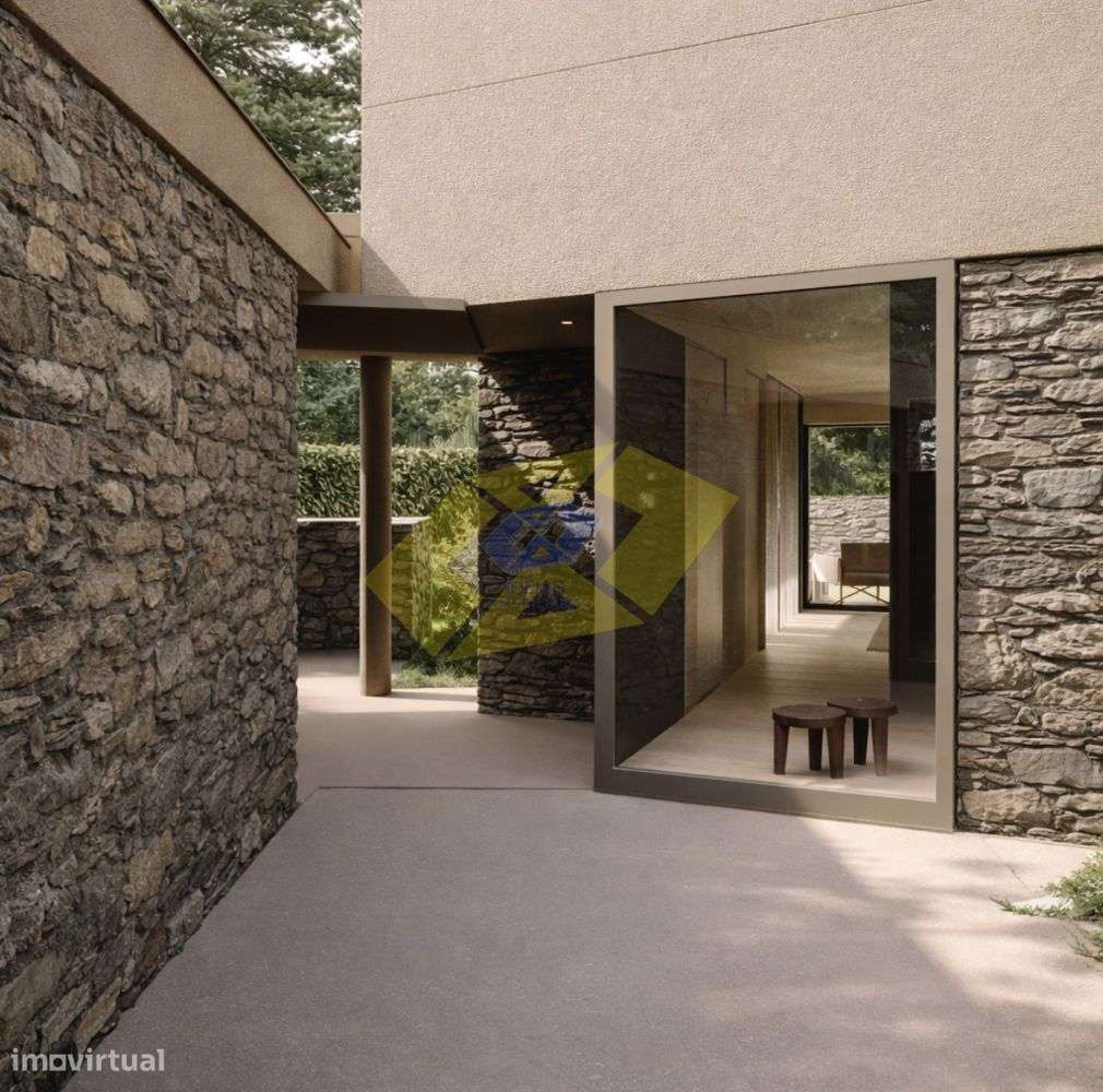 Terreno para construção em Macieira da Lixa com projeto aprovado-8