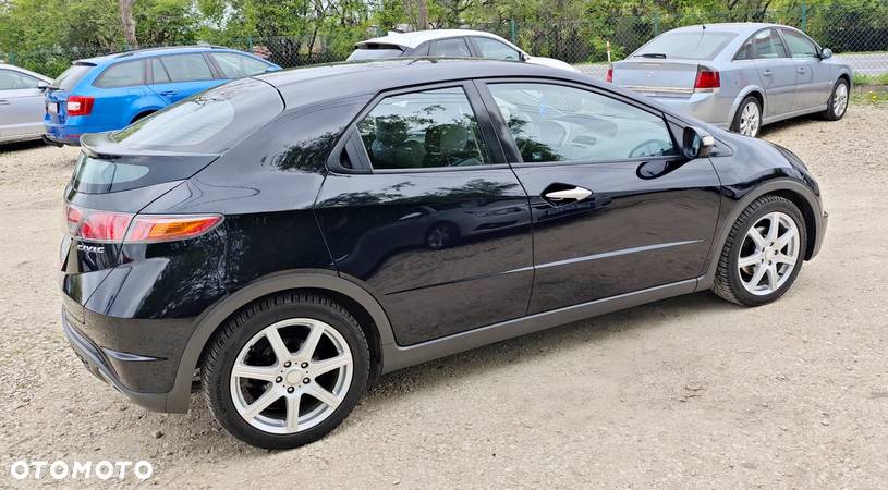 Honda Civic 1.8 Sport - 20