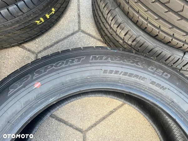 Opony Dunlop SP Sport Maxx 050 225/55/18 98H DEMO 2022R - 4