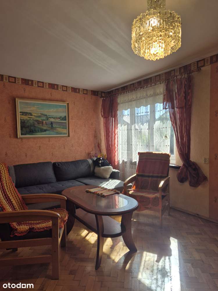 Dom 270 m2 I os. Białe Sady I do częściowego remontu I 3 mieszkania I-9