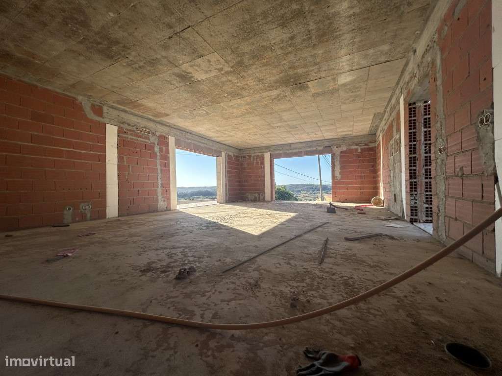 Moradia térrea com vista para a Lagoa de Óbidos e o mar-8