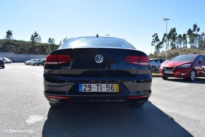 VW Passat 1.6 TDI Confortline - 10