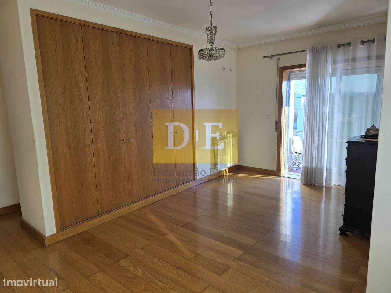 Apartamento T4 na Zona Nobre dos Maninhos na Maia-7