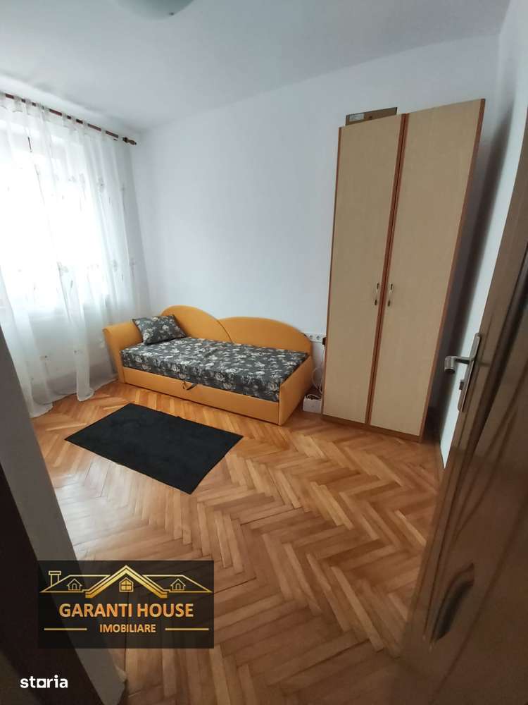 Bd. Bucuresti, apartament cu 3 camere, decomandat, 350€/Luna - Imagine principală: 5/7