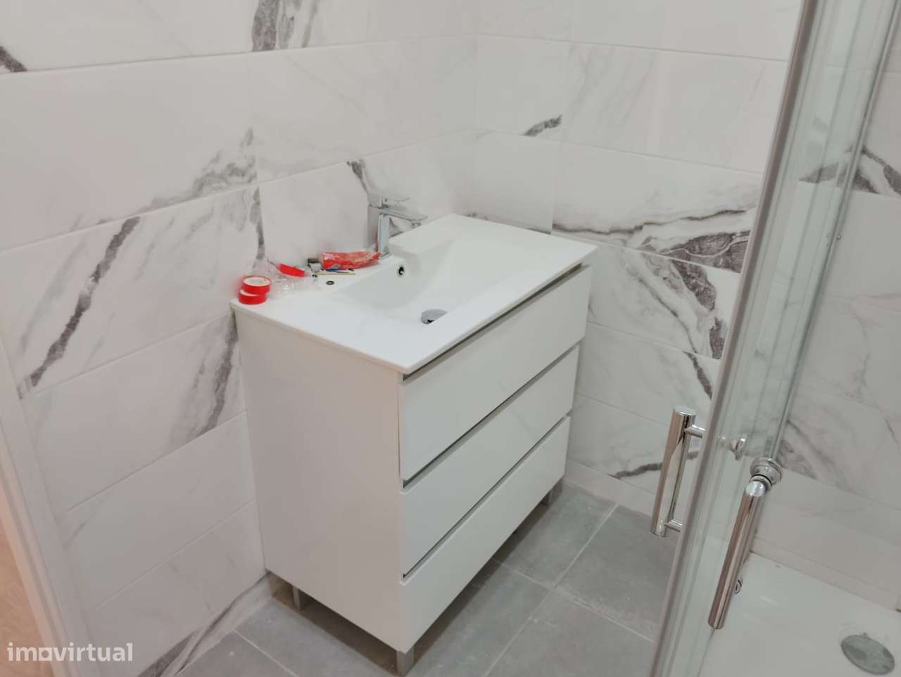 Apartamento T3 Totalmente Remodelado-37