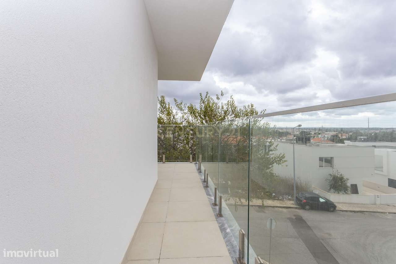 T3 de Luxo | 2.º Andar Direito | Varanda em L | Quinta do Desembargado-55