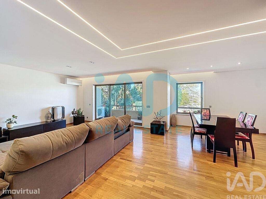 Apartamento T3 em Santo Tirso, Couto e Burgães de 170 m2 - Grande imagem: 4/32