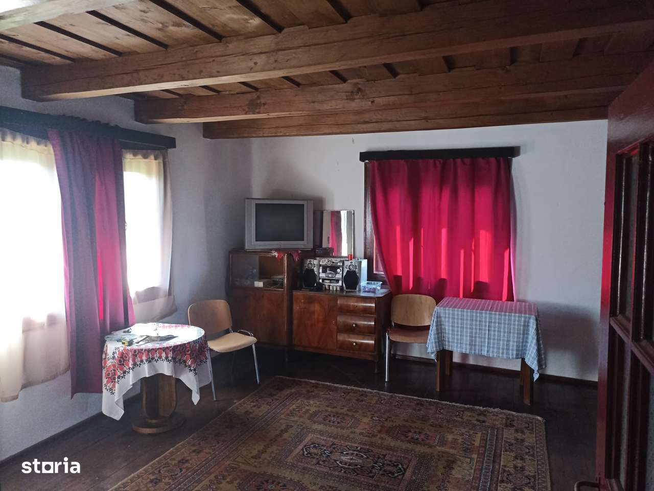 Proprietate plus 13 hectare teren la 25 km de Deva - Imagine principală: 4/16