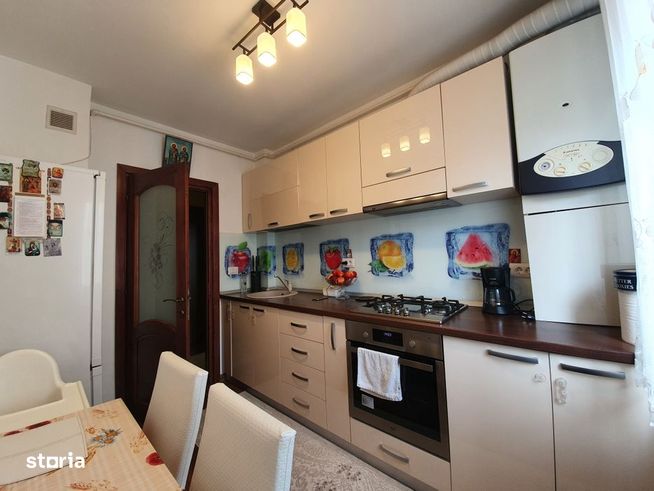 2 camere in Precista-1