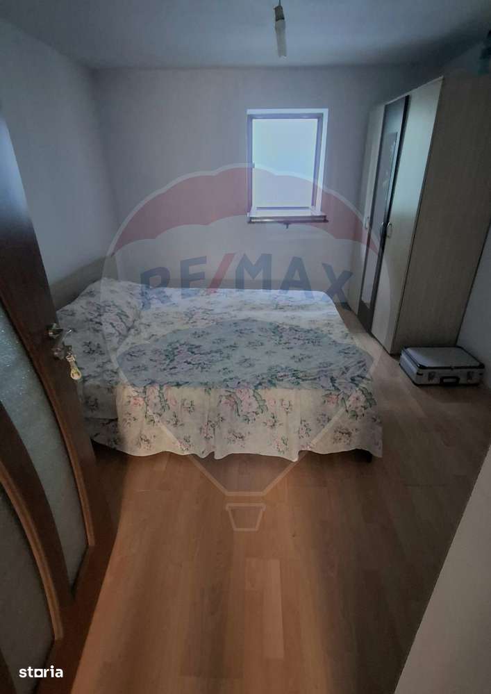 Casă / Vilă cu 5 camere de vânzare - Imagine principală: 4/12