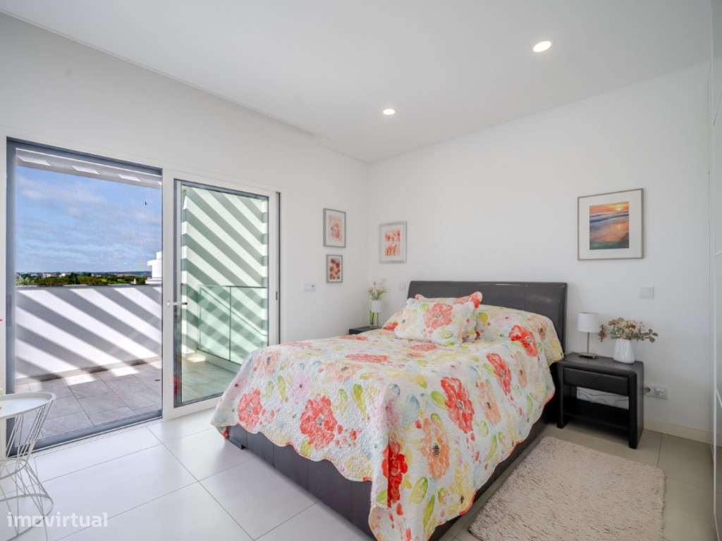 Moradia de Luxo T2+2 | Turquesa Residence-31