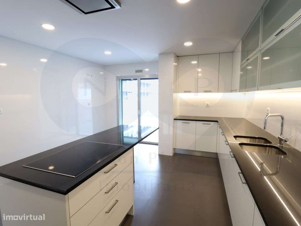 T4 CONSTRUÇÃO NOVA com terraço e garagem em Colinas do Cruzeiro - O...-5