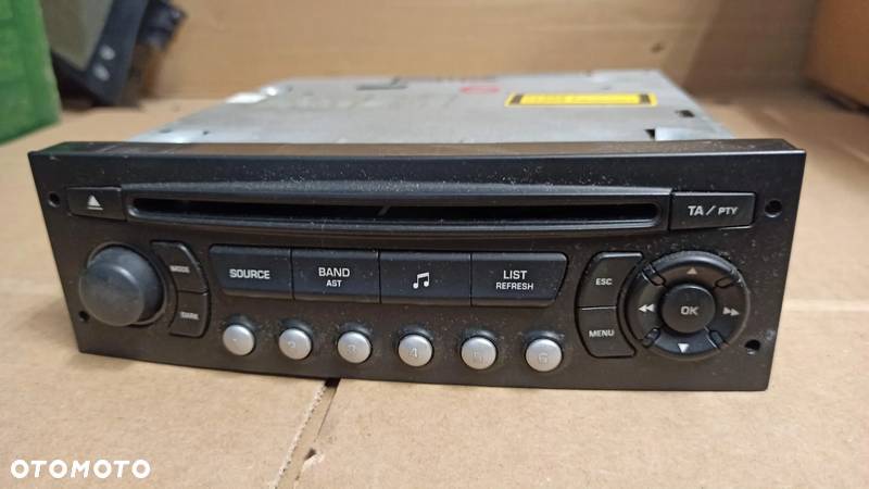 # RADIO CD  BLAUPUNKT GMBH PEUGEOT / CITROEN  nr 7645038392 - 1