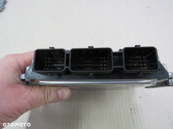 FOCUS MK2 LIFT 1.6 TDCI KOMPUTER 8M5112A650XE - 3