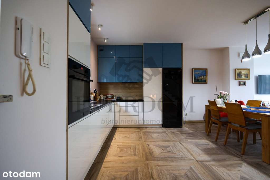 Dębogórska garaż os. zamknięte 3 pokoje-2