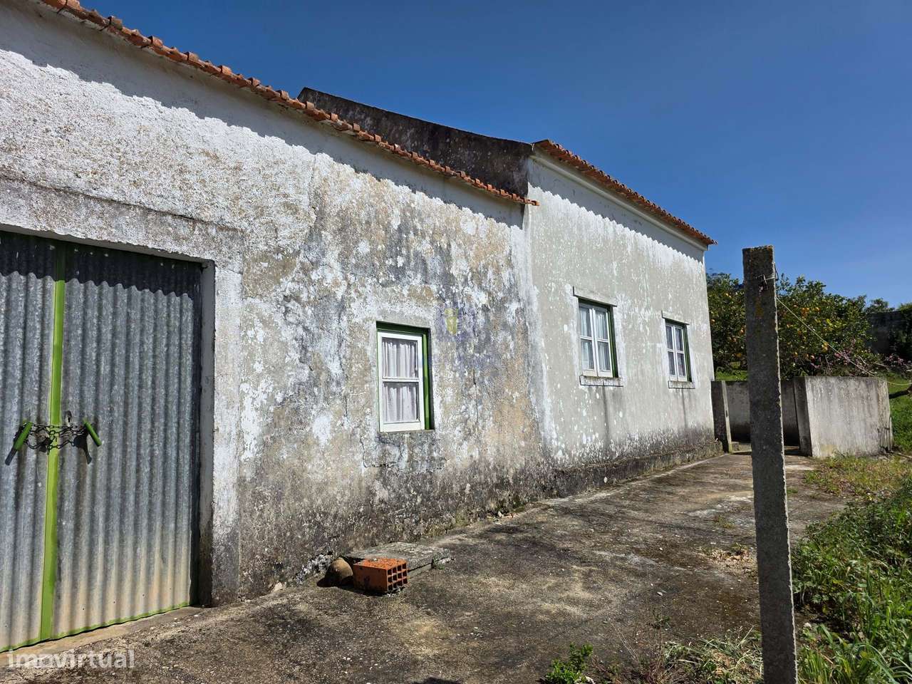 Quintinha com 12.484m2 de Terreno e 260m2 de área bruta. Possibilidad-7