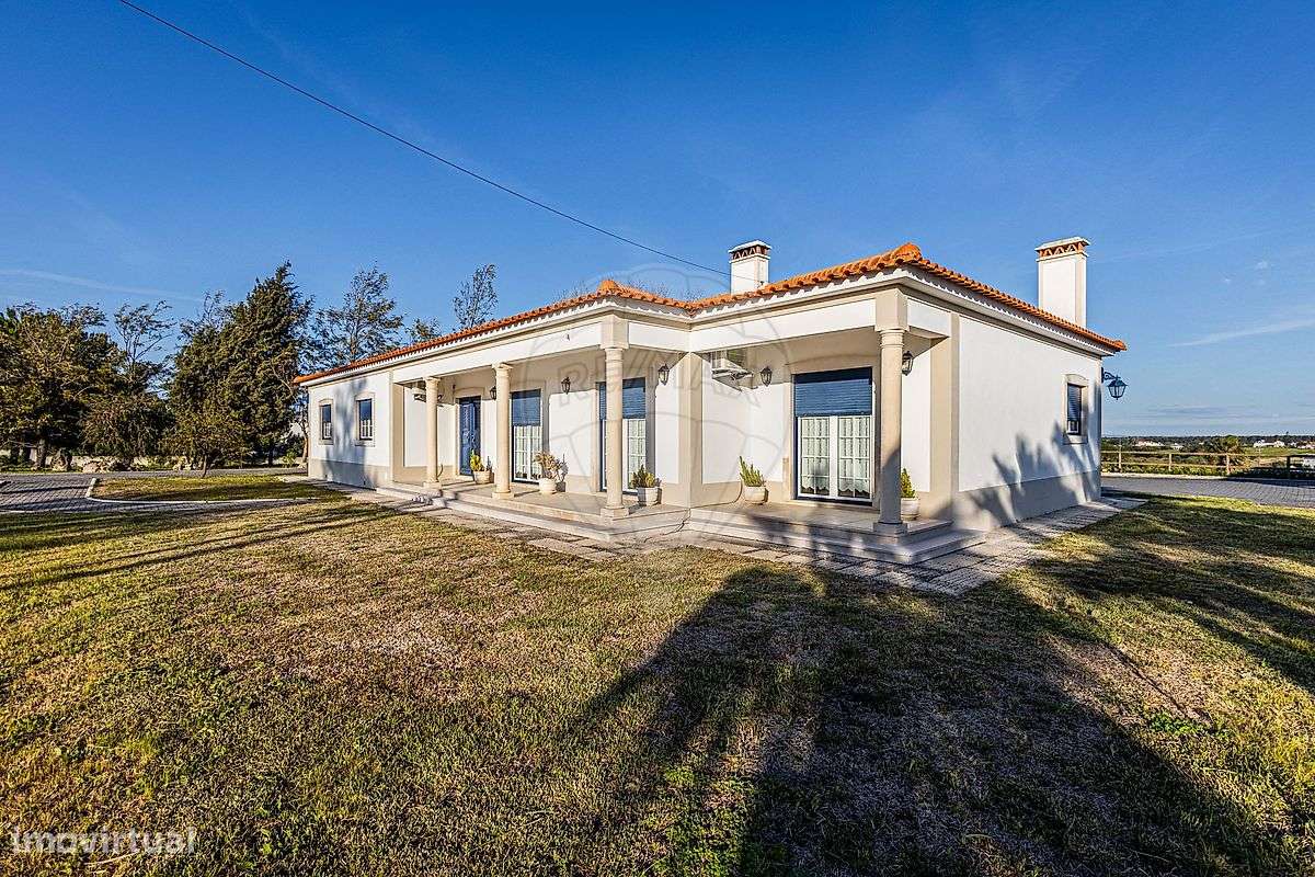 Moradia T4 para venda-1