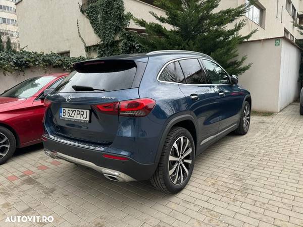 Mercedes-Benz GLA 250 4MATIC Aut. - 2