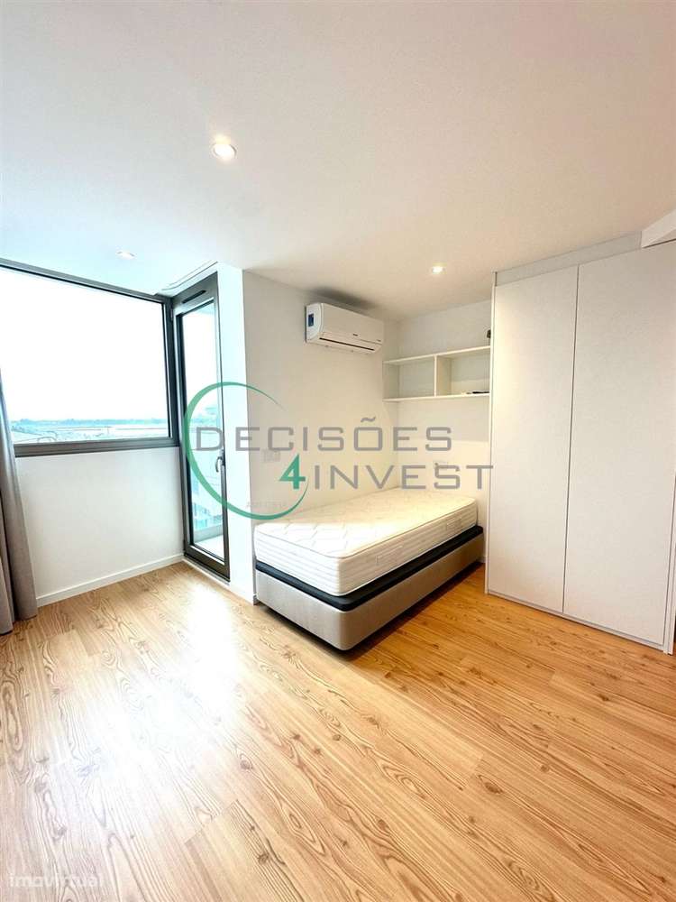 Apartamento T0 + T1 duplex com vista para a ria | Investimento junto à-12