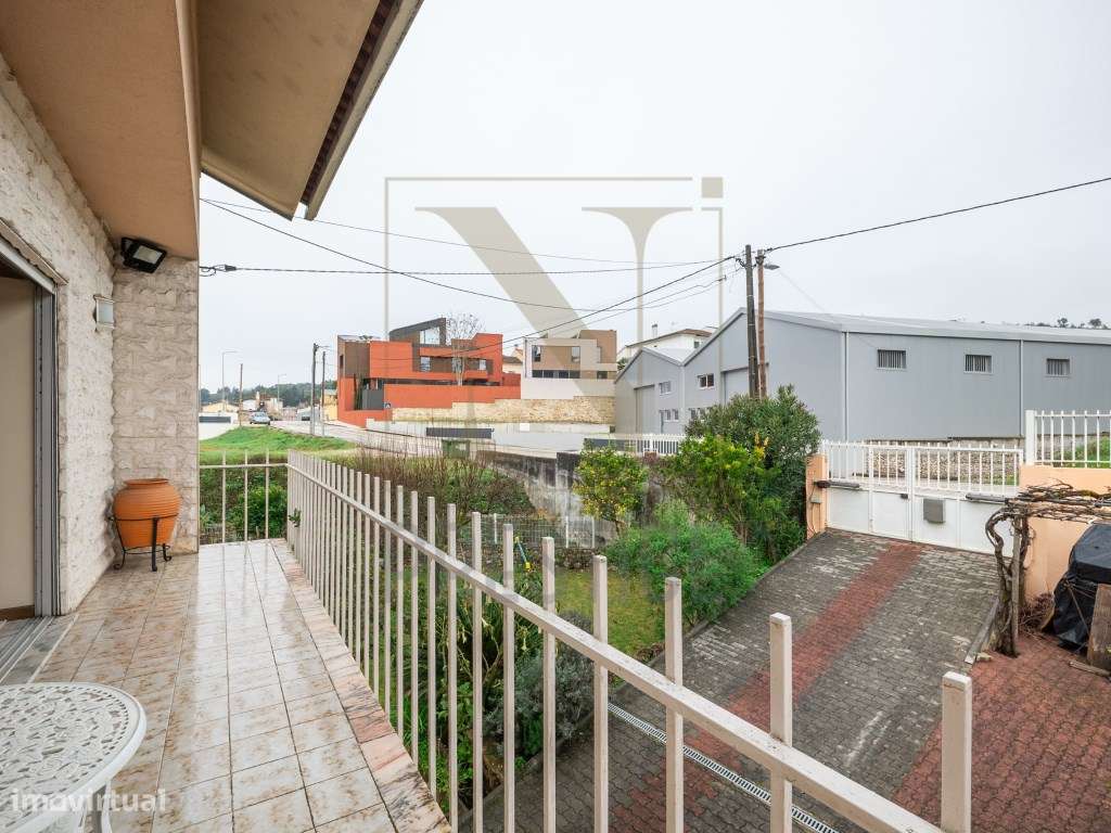 Moradia T3 junto ao Hospital da Luz - Grande imagem: 5/34