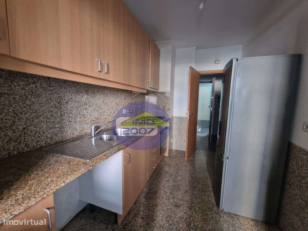 Apartamento T2 em Vila Nova de Gaia - Grande imagem: 3/24