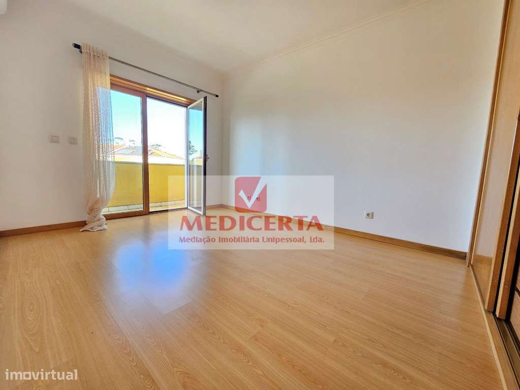 Algueirão - Moradia/Isolada T5 + Logradouro 350m² + Garagem-31