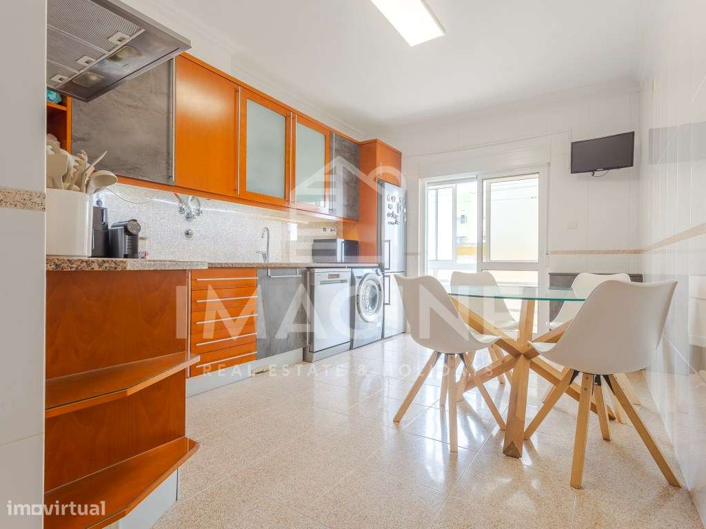Apartamento T2 junto ao Hospital de São Bernardo-12