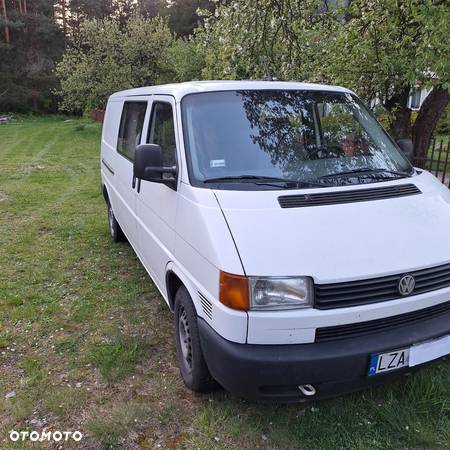 Volkswagen Transporter - 2