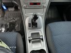 Ford Galaxy 2.0 TDCi Ambiente - 22