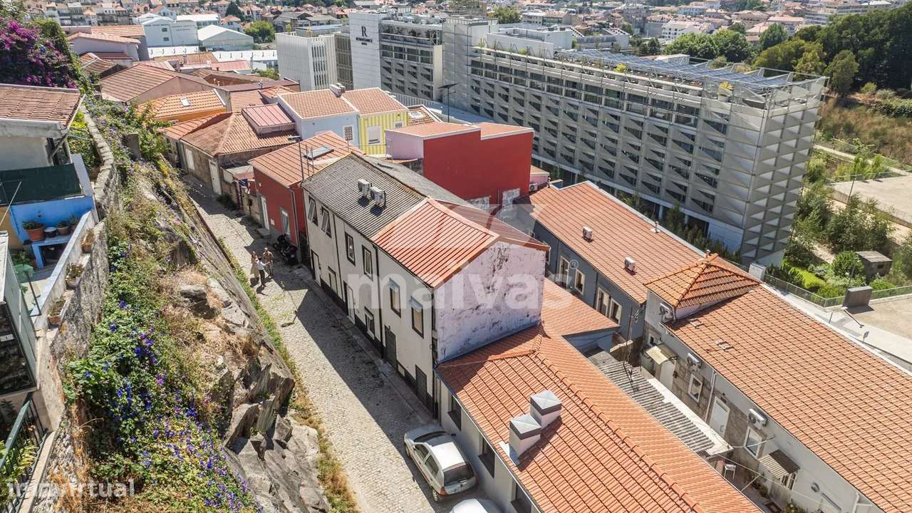Moradia T1+1 com Licença de Alojamento Local | Porto-12