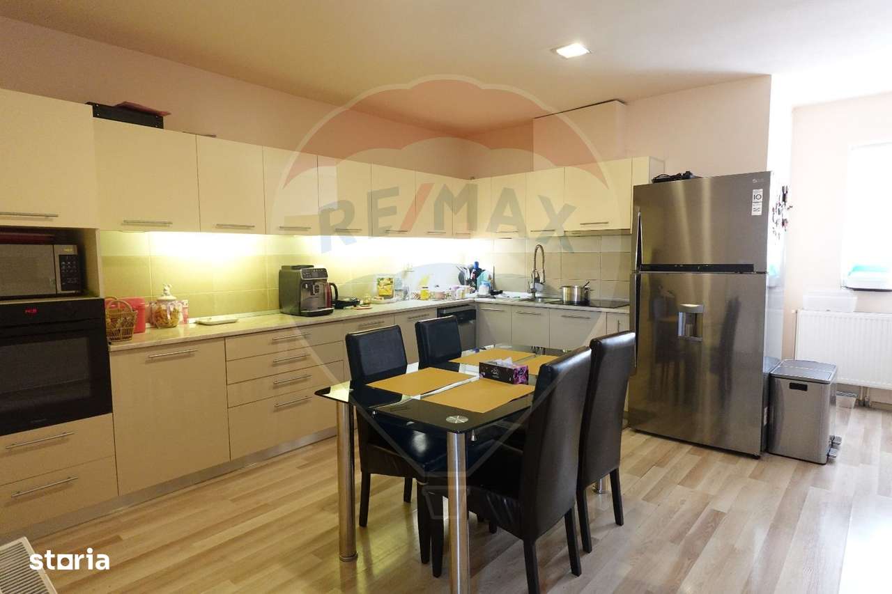 Casă cu 6 camere, de vânzare, în apropiere de Baia Mare-0