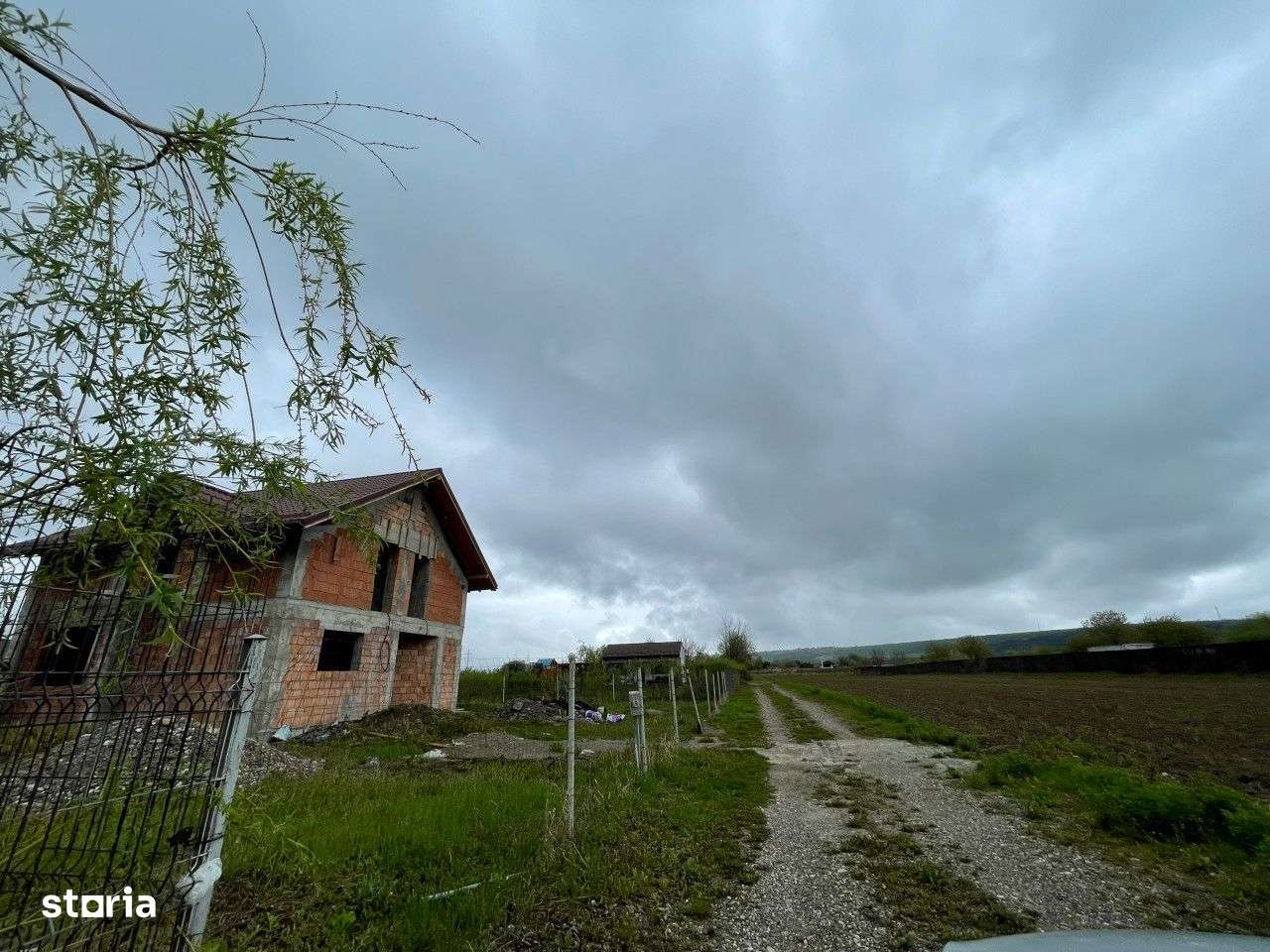 LOTURI TEREN HEMEIUS -567 mp - Pensiunea Loredana - Imagine principală: 5/7