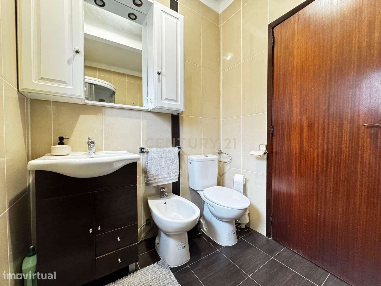 Moradia T3 Renovada em Fragoso-6